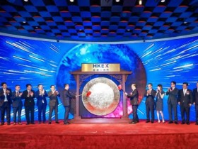 朱雨玲对阵陈熠,一个在巅峰时期患癌后强势归来,一个刚被喊话“差不多得了”