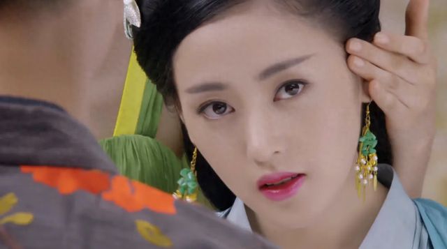 EX外汇官网 45岁日本女星疑在家中去世,遗体腐烂多日无人发现