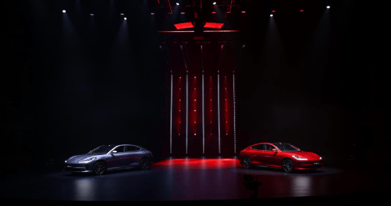 EX外汇播报 根据公开数据显示,黄金价格波动,朋友们还在观望吗?